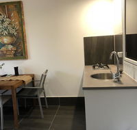 Coonawarra Cabins Unit A - Accommodation Perth
