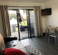 Coonawarra Cabins Unit B - Accommodation Perth