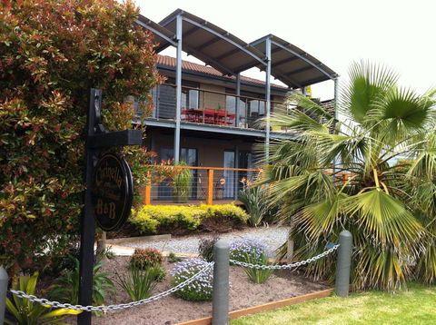 Corinella On The Esplanade Bed & Breakfast - Perth Resorts 0