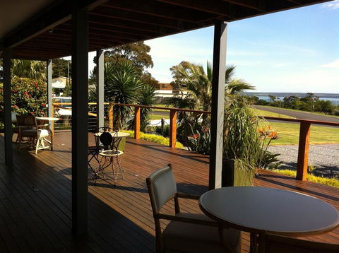 Corinella On The Esplanade Bed & Breakfast - Perth Resorts 1