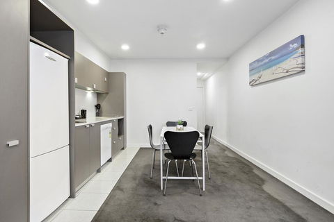Cosmopolitan Hotel Melbourne - Perth Resorts 1
