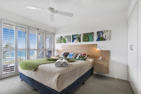 Costa Nova Holiday Apartments - Accommodation Perth 3