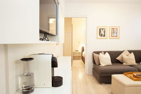 Cosy Flat In Art Deco Building Minutes From City - Accommodation Perth 1