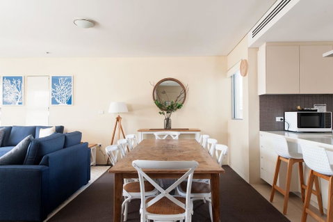 Cote D'Azur Resort - Accommodation Perth 3