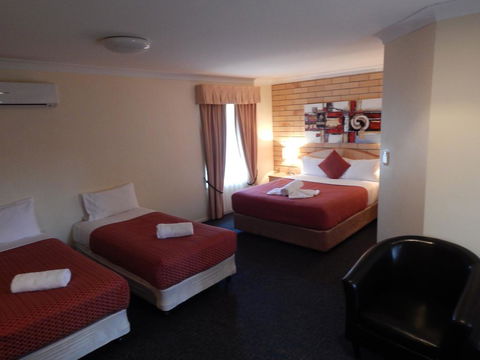 Cotswold Motor Inn - Perth Resorts 3