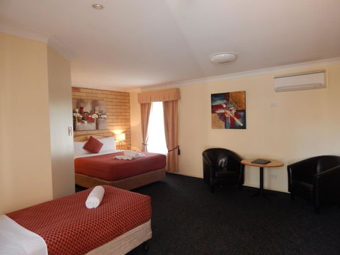 Cotswold Motor Inn - Perth Resorts 0