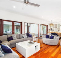 Cottonwood Beach House  Corporate Boardies - Perth Resorts