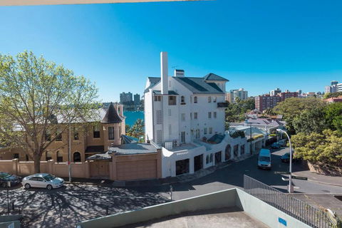 Couple's Gateway In Sunny Elizabeth Bay - Accommodation Perth 3