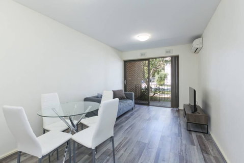 Cozy & Perfect Location Next To Perth Zoo - Accommodation Perth 0