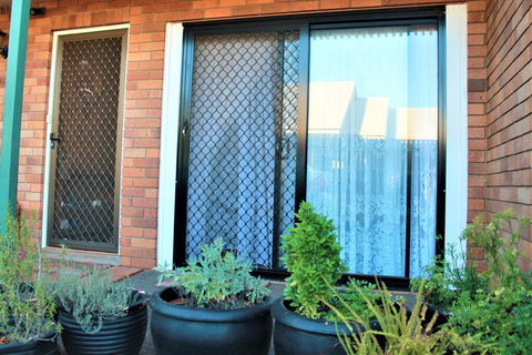 Cozy And Cute Comfort Stay Close To University (Female Only) - Perth Resorts 2