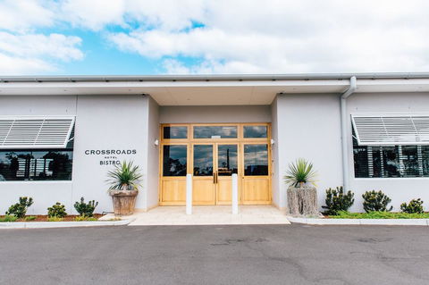 Crossroads Hotel - Accommodation Perth 0