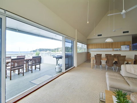 Crows Nest - Accommodation Perth 2