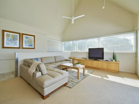 Crows Nest - Accommodation Perth 1