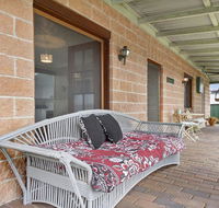 Cudgee - quaint cottage with separate cabin - Accommodation Perth
