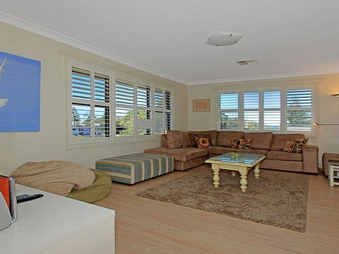 Culburra Getaway - Close To Beach And Lake - Accommodation Perth 1