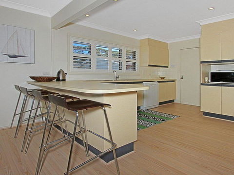 Culburra Getaway - Close To Beach And Lake - Accommodation Perth 3