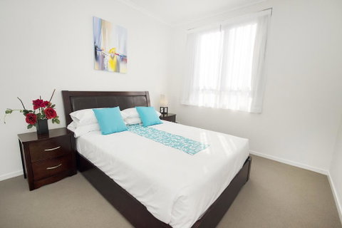 Curtis Central Apartments - Accommodation Perth 2