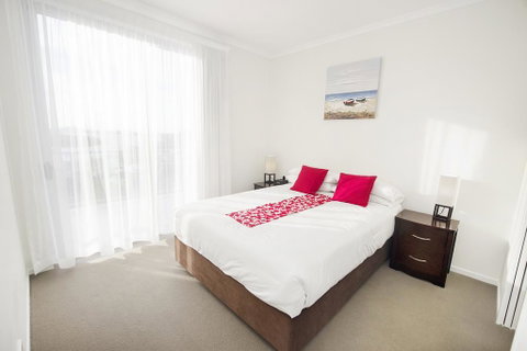 Curtis Central Apartments - Accommodation Perth 3