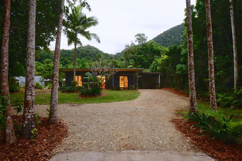 Daintree Rainforest Beach House - Perth Resorts 0