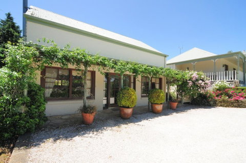Daisy Cottage - Accommodation Perth 0