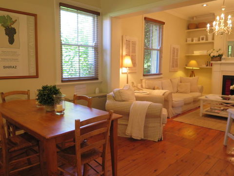 Dalton Cottage - Accommodation Perth 2