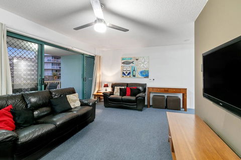 Deepwater Cove Unit 1, 68 Lower Gay Tce Bulcock Beach - Perth Resorts 3