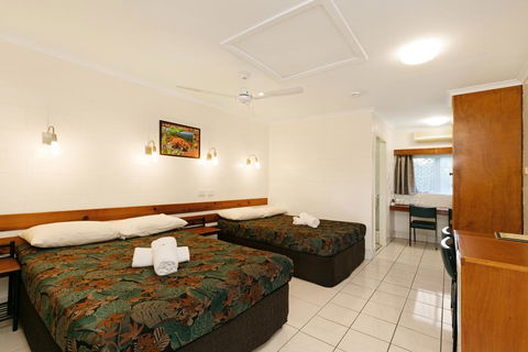 Demi View Motel - Accommodation Perth 1