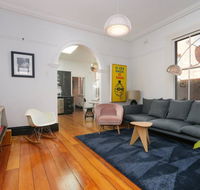 Designer 2 Bedroom House with Garden in Northbridge