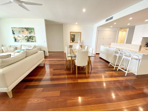 DIRECT BEACH ACCESS - 3 BED APART - CABARITA BEACH - Perth Resorts 3