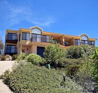 Dromaius 5 - Great Views of The Snowy Mountains - Accommodation Perth