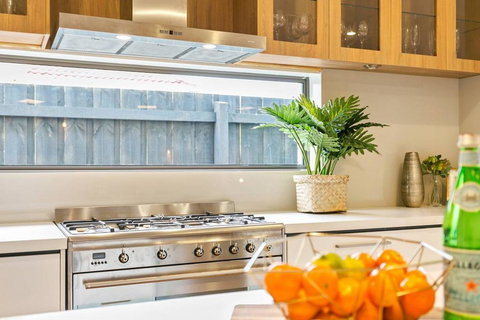 Dromana Beach House For Two Families. - Accommodation Perth 2