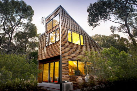 DULC Cabins - Perth Resorts 0
