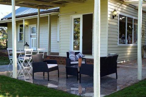 Eagle's View Bed & Breakfast - Accommodation Perth 1