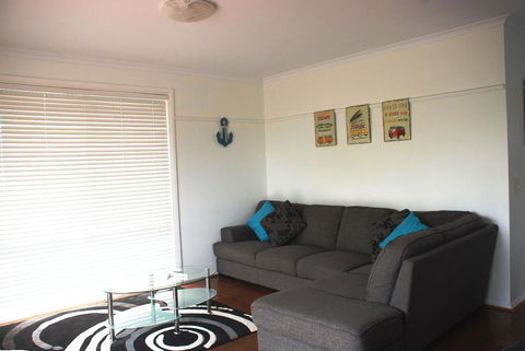 EAGLES NEST VIEWS ON TAMARA - Accommodation Perth 1
