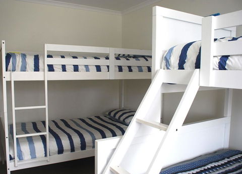EAGLES NEST VIEWS ON TAMARA - Accommodation Perth 3