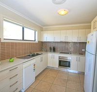 Eclipse 13/10 Nettin Circuit - Accommodation Perth