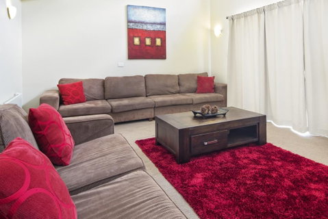 Eclipse 5- Spacious Townhouse - Accommodation Perth 0