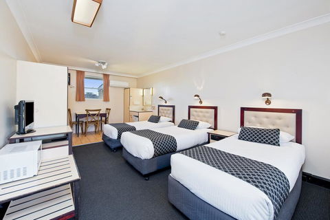 Econo Lodge Savannah Park Tamworth - Accommodation Perth 1
