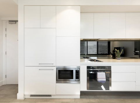 EIGHT TWO NINE TWO III: BONDI BEACH - Accommodation Perth 1