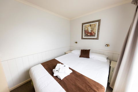Eildon Riverside Holiday Park - Accommodation Perth 3
