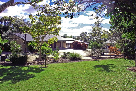 Emeraldene Inn & Eco-Lodge - Perth Resorts 0