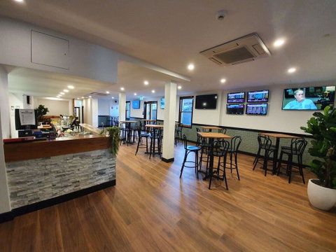 Empire Hotel Goulburn - Perth Resorts 2