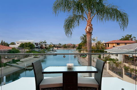 Endless Summer - Accommodation Perth 0