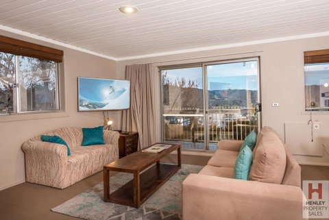 Erulisse-Spacious Townhouse With Magical Lake Views - Accommodation Perth 0