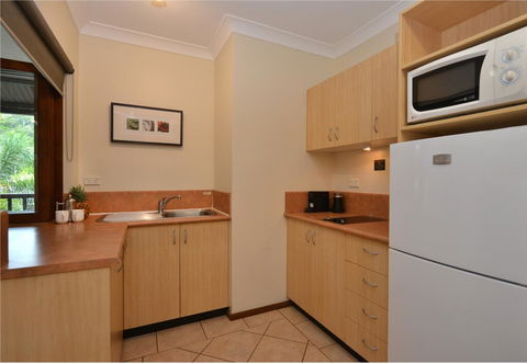 Escape@Hibiscus - Accommodation Perth 3
