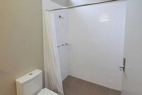 Everton Park Hotel - Perth Resorts 3