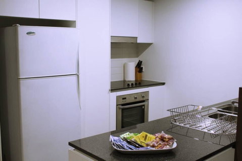 Executively Styled 2 Bed, 2 Bath, Perfect Location - Accommodation Perth 0