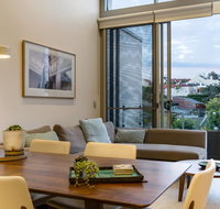 Explore Sydney from a peaceful modern apartment - Perth Resorts