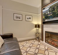 Explore the Blue Mountains on foot