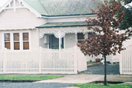 Eyre House - Accommodation Perth 2